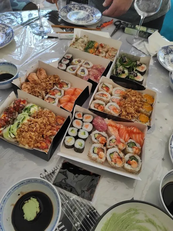 Guau by D'ací Sushi - Comida a domicilio en Denia