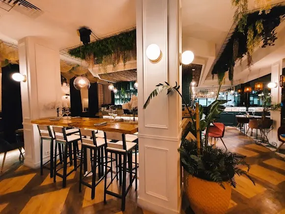 KASIBA | Cocina fusión Japofilipina de autor - Alcorcón
