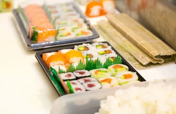 FUSION SUSHI