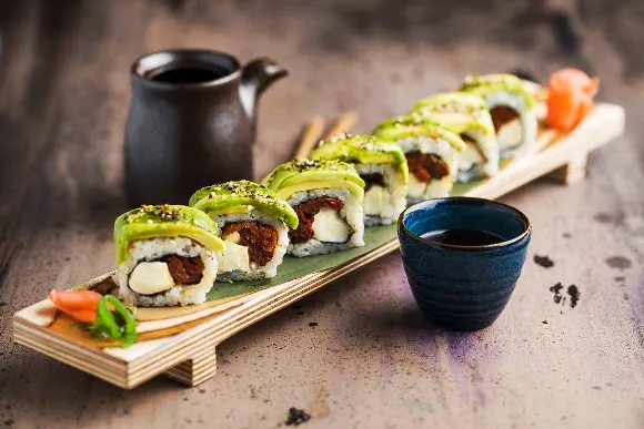Comida japonesa y Sushi a domicilio - SexyCrab
