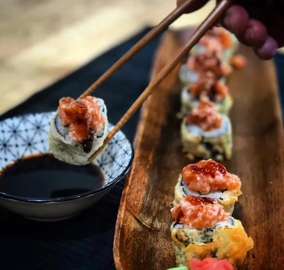 Kokoro Sushi & More - Vic
