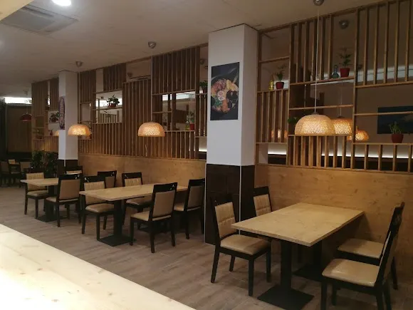 Restaurante japonés Yoi Aji 好味