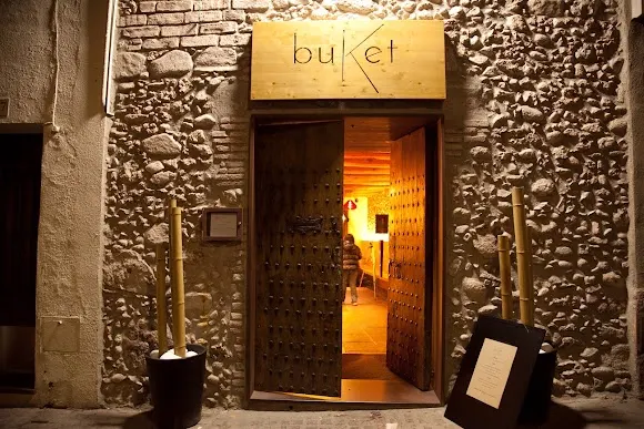 Buket