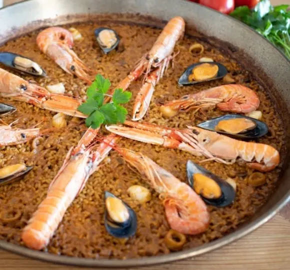 La Taberna de Miguel, comida mediterránea y sushi kodama - Roses