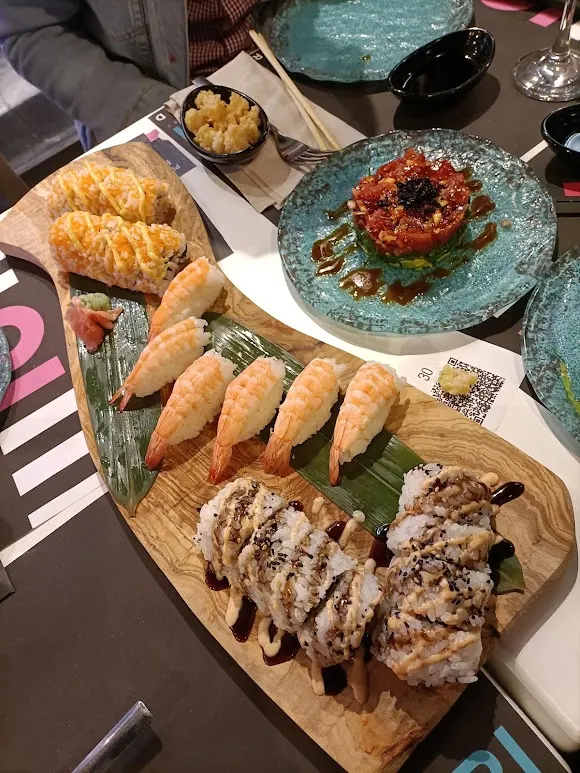Restaurante Japonés - TŌRI SUSHI CARTAGENA - Cartagena