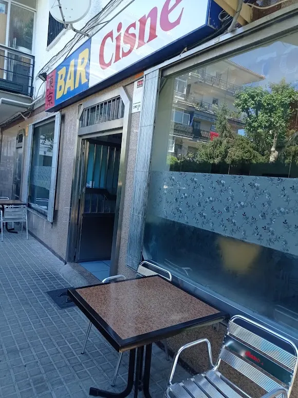 Bar Asiatico El Cisne