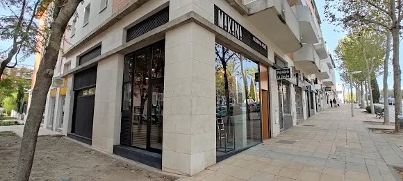 MAKANA FOODS -BORMUJOS: Sushi & Poké - Bormujos